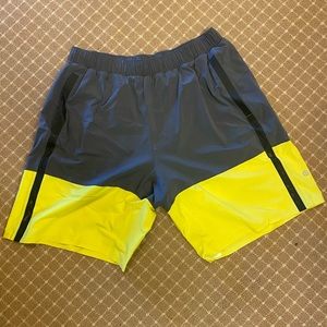Men’s Lululemon Athletica L Shorts